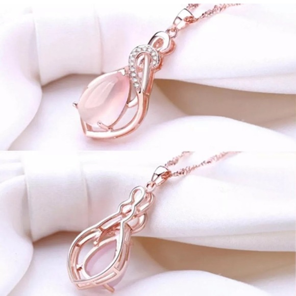 Rose Gold Fashion Crystal Pink Pendant Necklace - Picture 2 of 5
